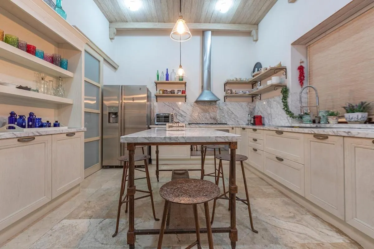 Apartment Townhouse Estancia Del Virrey In Walled City Cartagena Colombia