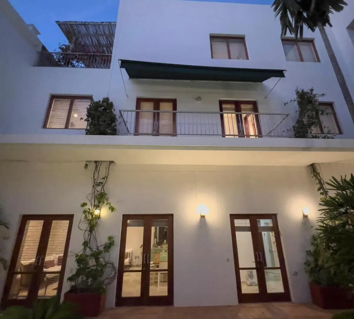 Townhouse Estancia Del Virrey In Walled City Cartagena