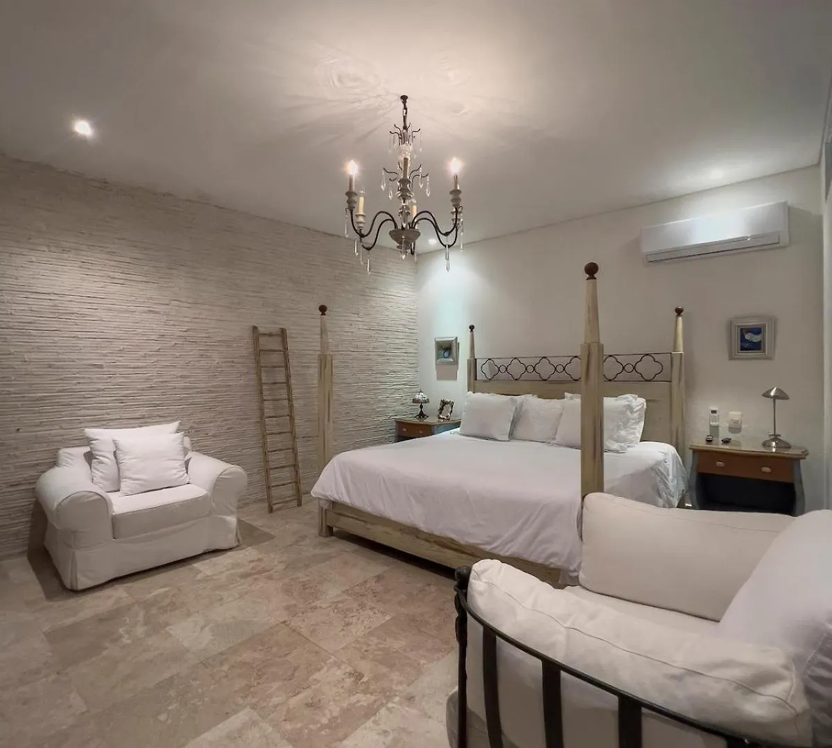 Townhouse Estancia Del Virrey In Walled City Cartagena Colombia